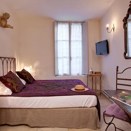 Autour Du Petit Paradis 3* Awinion