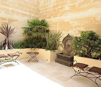 Pensjonat Autour Du Petit Paradis 3*