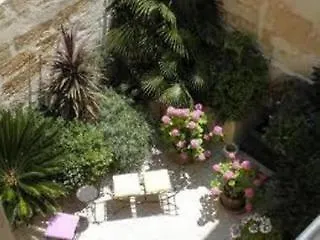 Pensjonat Autour Du Petit Paradis